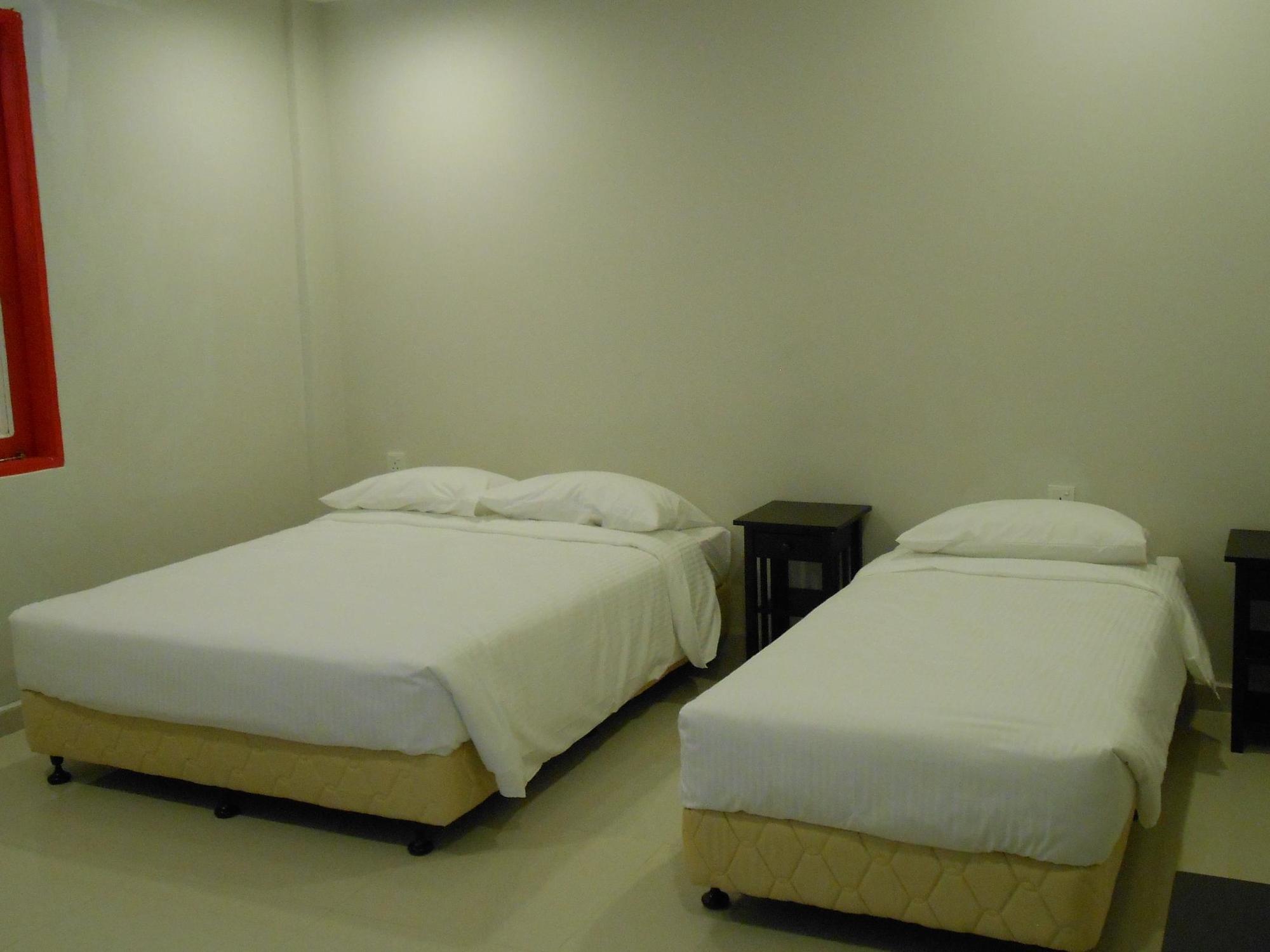 Kt Chinatown Lodge Куала-Тренгану Экстерьер фото